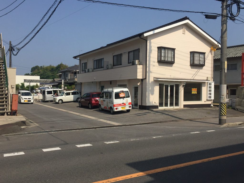 福山市藤江町　店舗件ＡＰ外壁改修工事