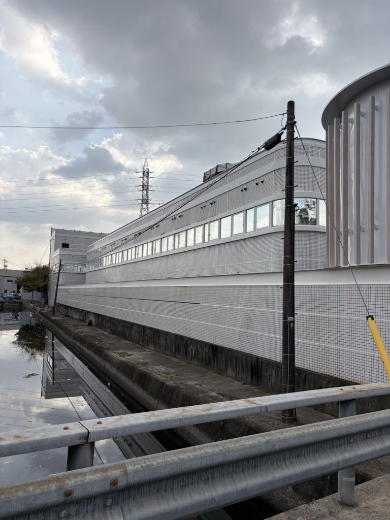 某市ホテル外壁改修工事