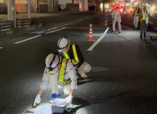 福山市駅前　自動運転用ターゲットライン工事